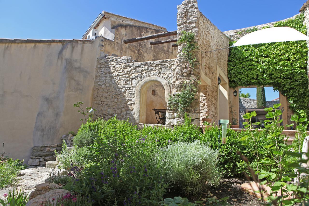 Villa Velleron Exterior photo